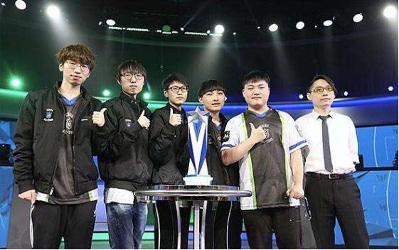 做出调整 做出调整