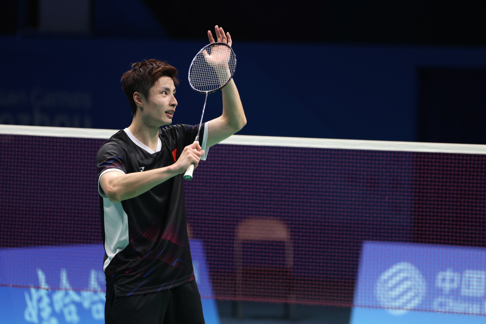 把对手逼进 把对手逼进